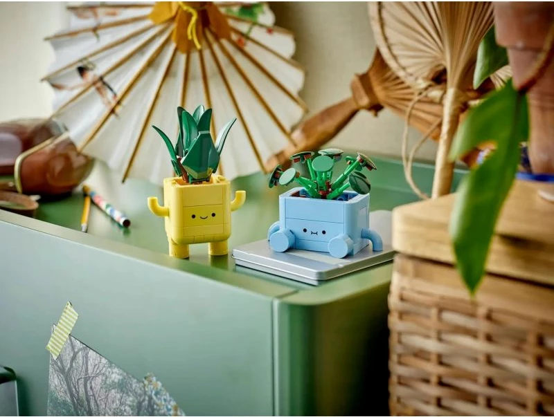 Set LEGO botanicals, Happy Plants