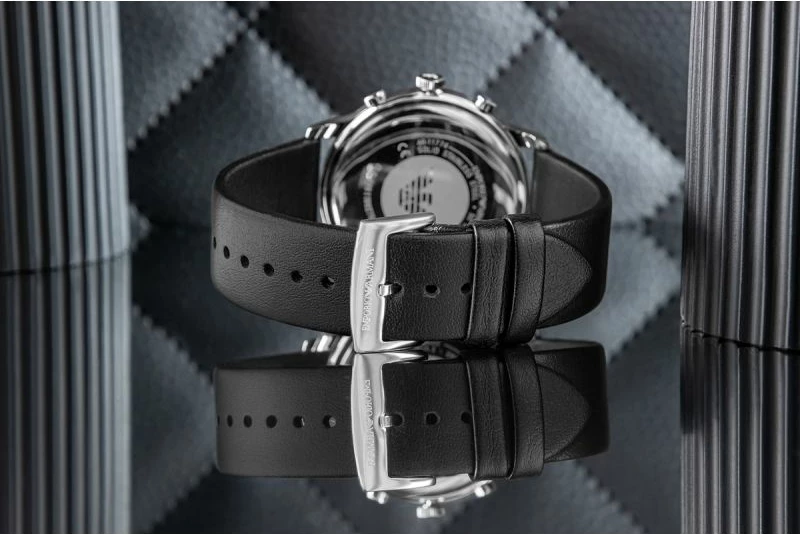 Orë dore meshkuj Emporio Armani Minimalist Chronograph AR11774, e zezë, me kuti