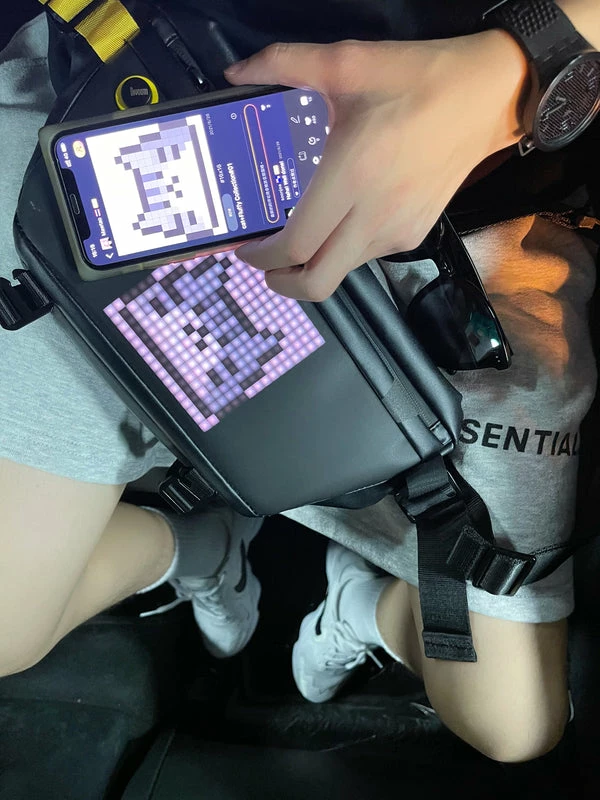 Çantë Me Ekran Led DIVOOM Pixoo slingbag