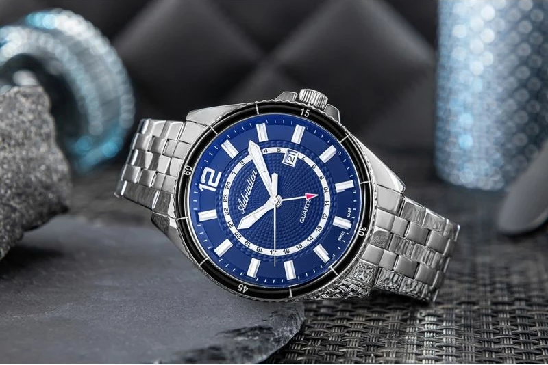 Orë dore për meshkuj Adriatica, e zezë