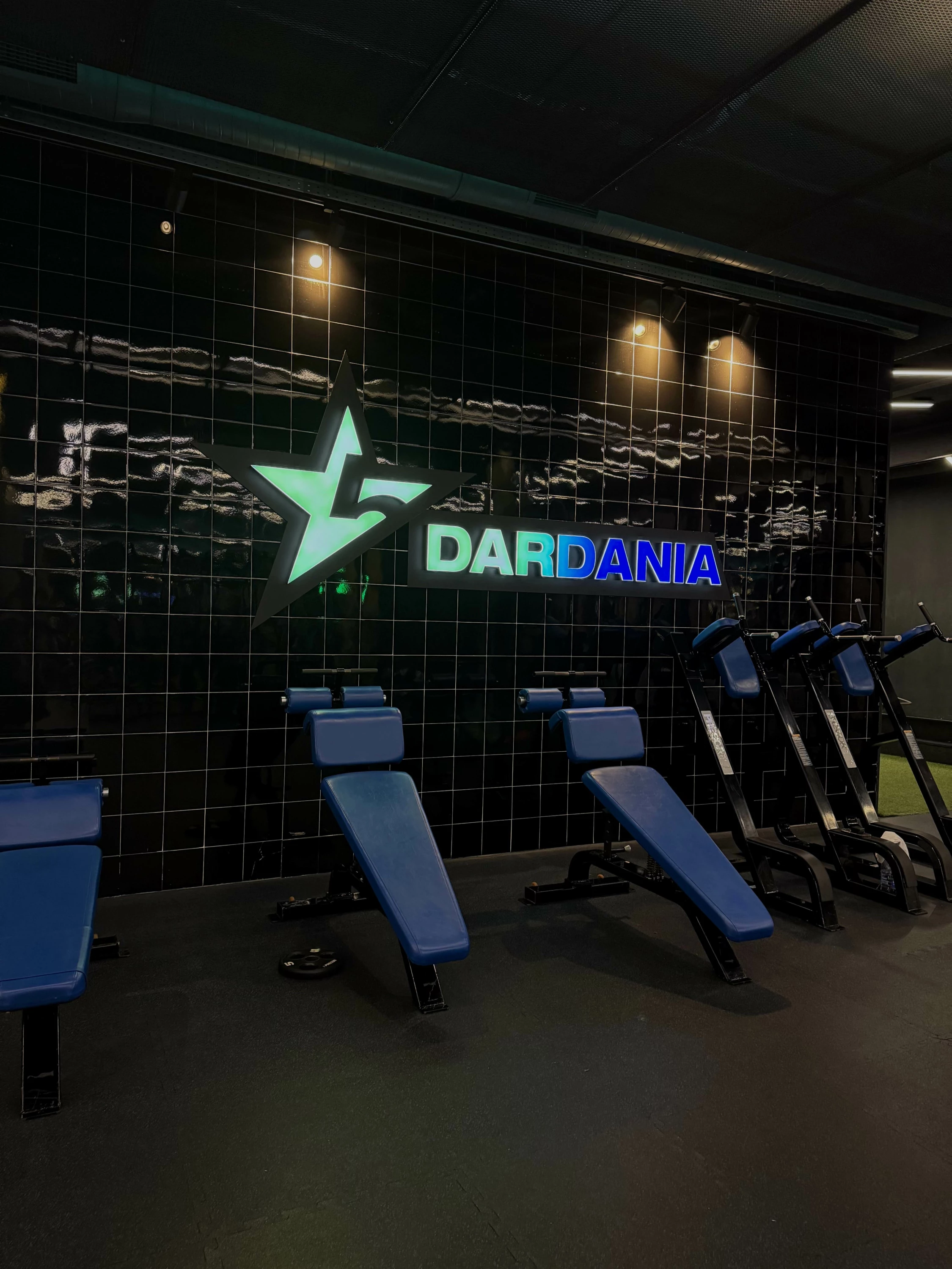 Pako fitnesi Fitstar UniClub, 1 vjeçare [Lokacioni: Prishtinë – Dardani]