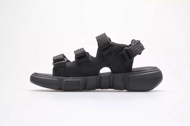 Sandale për femra 4F, të zeza