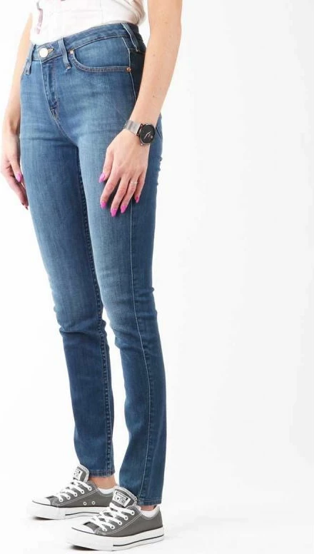 Xhinse Lee femra Scarlett High