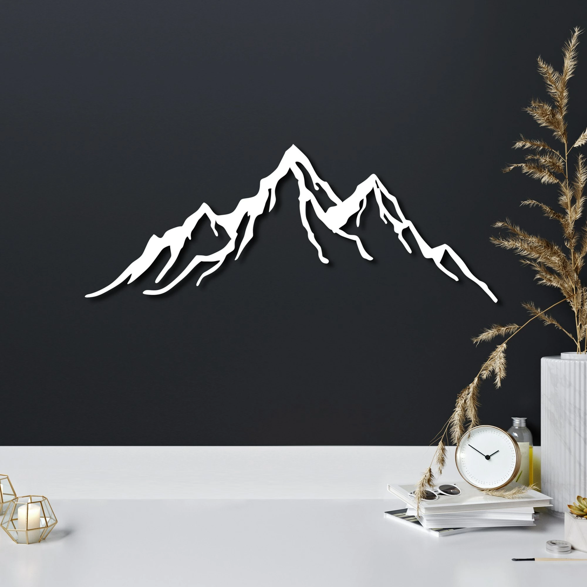 Aksesor muri dekorativ prej metali, model mali, ngjyrë e bardhë, 52x20cm