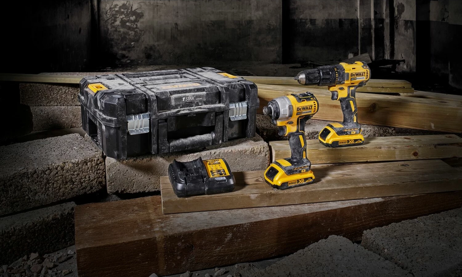 Set aku shpuese dhe vidator Dewalt DCD777 + DCF787 18V, 2x2.0Ah, me karikues, valixhe TSTAK II, verdhë/zezë