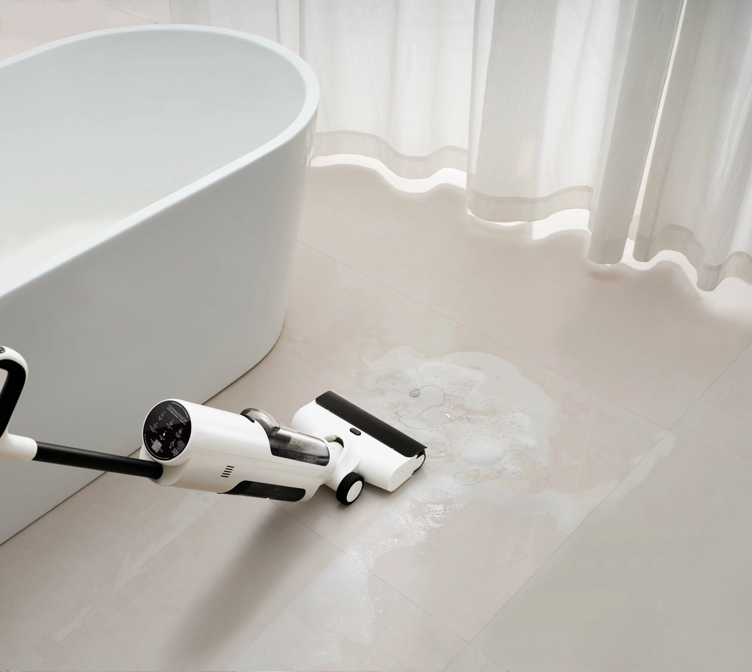 Fshesë me korrent vertikale Xiaomi Truclean W20, wet & dry 3-në-1 (vakum + pastrim me ujë + vetëpastrim), 15000 Pa, 780/550 ml, 2500 mAh, bardhë/zezë