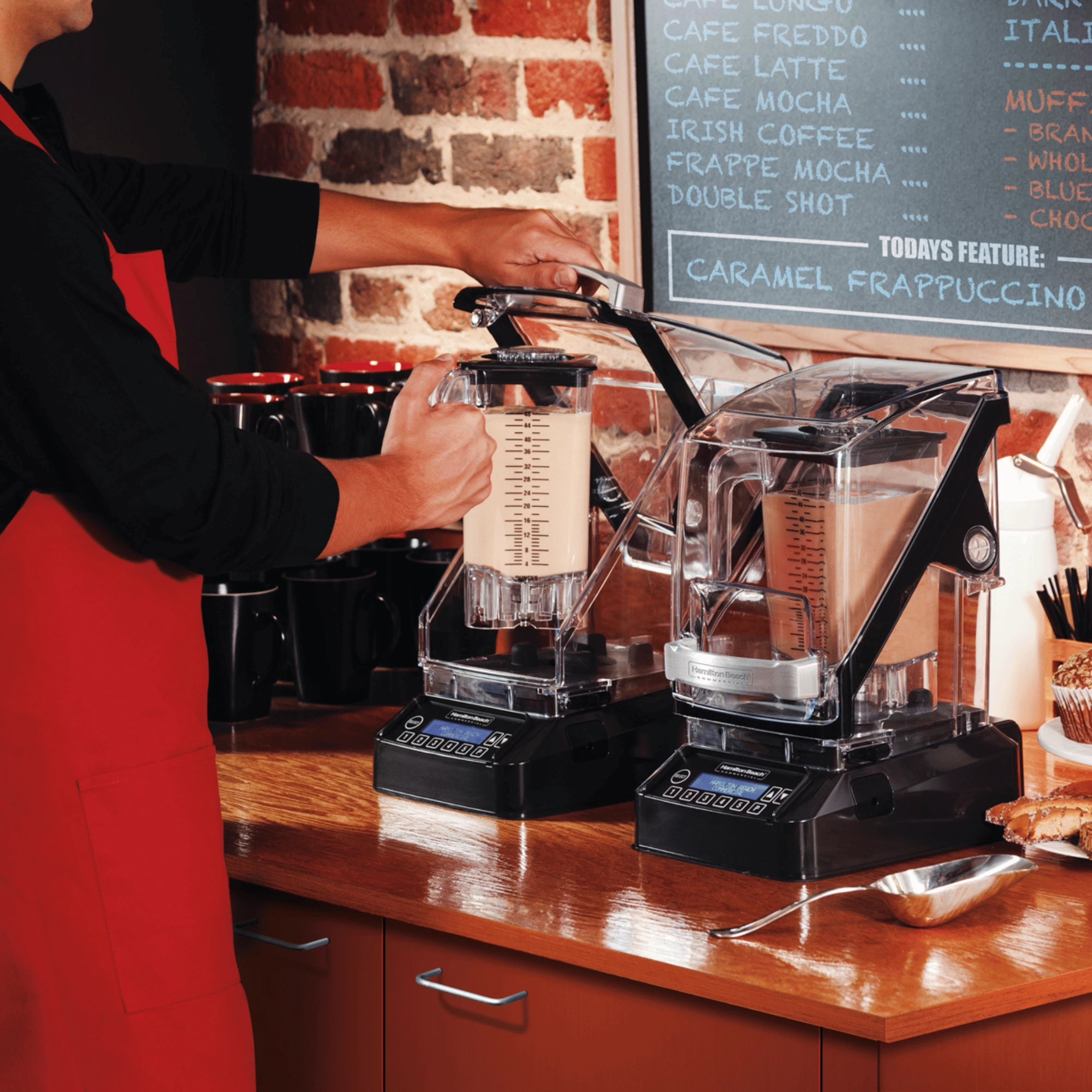 Blender komercial Hamilton Beach Commercial HBH755R-CE 64oz/2L me QuietBlend dhe Wave~Action, i zi