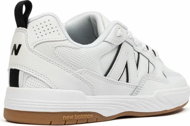 Atlete për meshkuj New Balance, të bardha