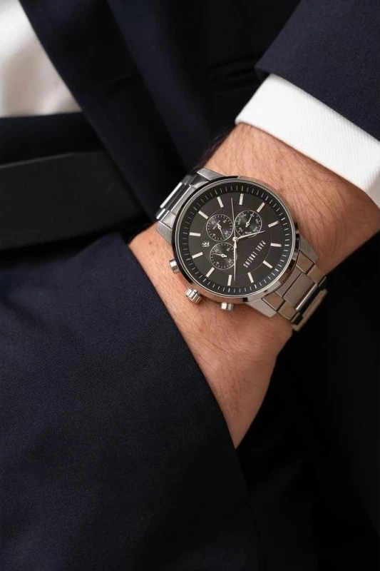 Orë dore për meshkuj Paul Lorens, e zezë