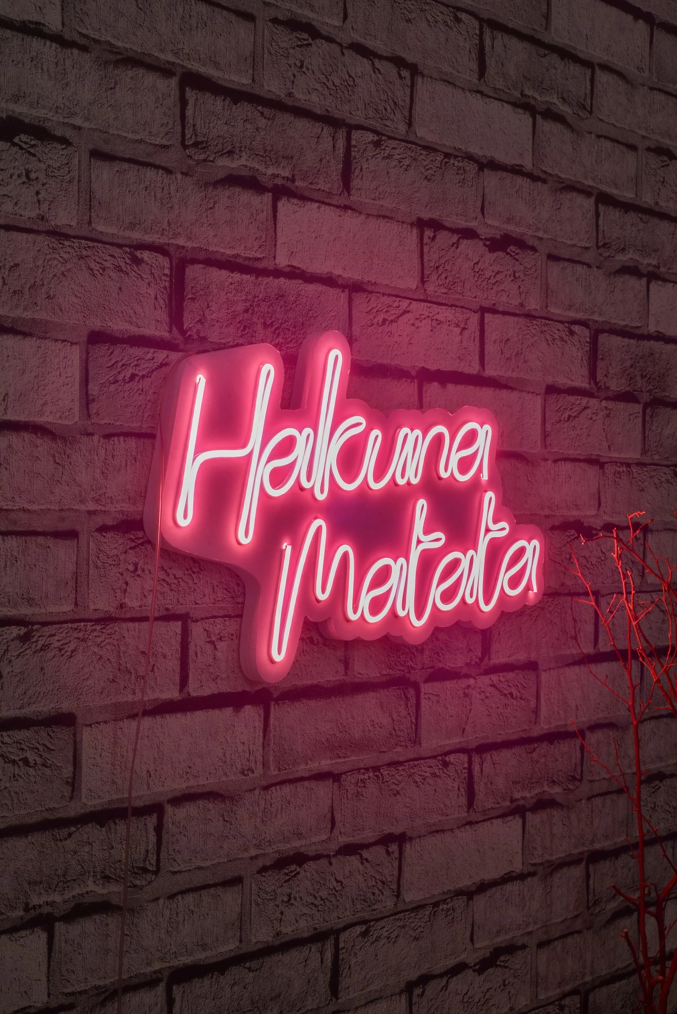 Dekor dritash LED plastike, Hakuna Matata, ngjyrë rozë