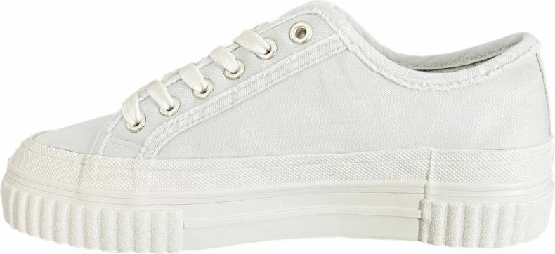 Atlete për femra Lee Cooper, të bardha