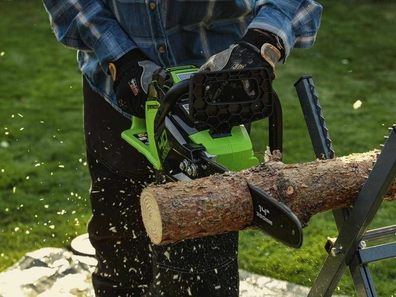 Sharrë zinxhir me bateri Greenworks GD40CS18 40V 40cm, jeshile/zezë