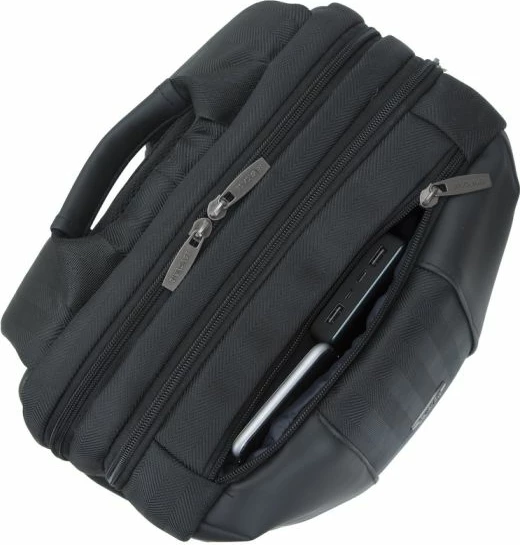 çantë shpine për laptop RivaCase 8165, 15.6\", poliester, e zezë