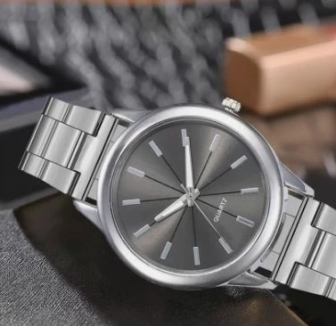 Orë dore analoge  ODAN, e argjendë/zezë