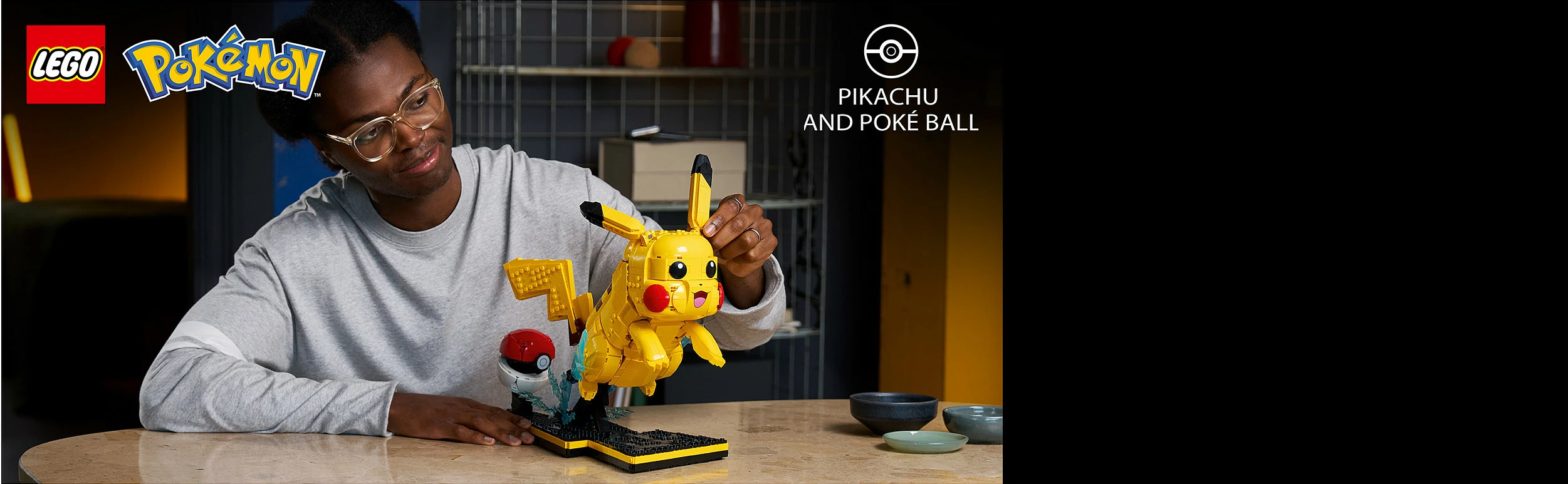 Set ndërtimi LEGO Pokémon Pikachu dhe Poké Ball 72152, 2050 copë, multikolor