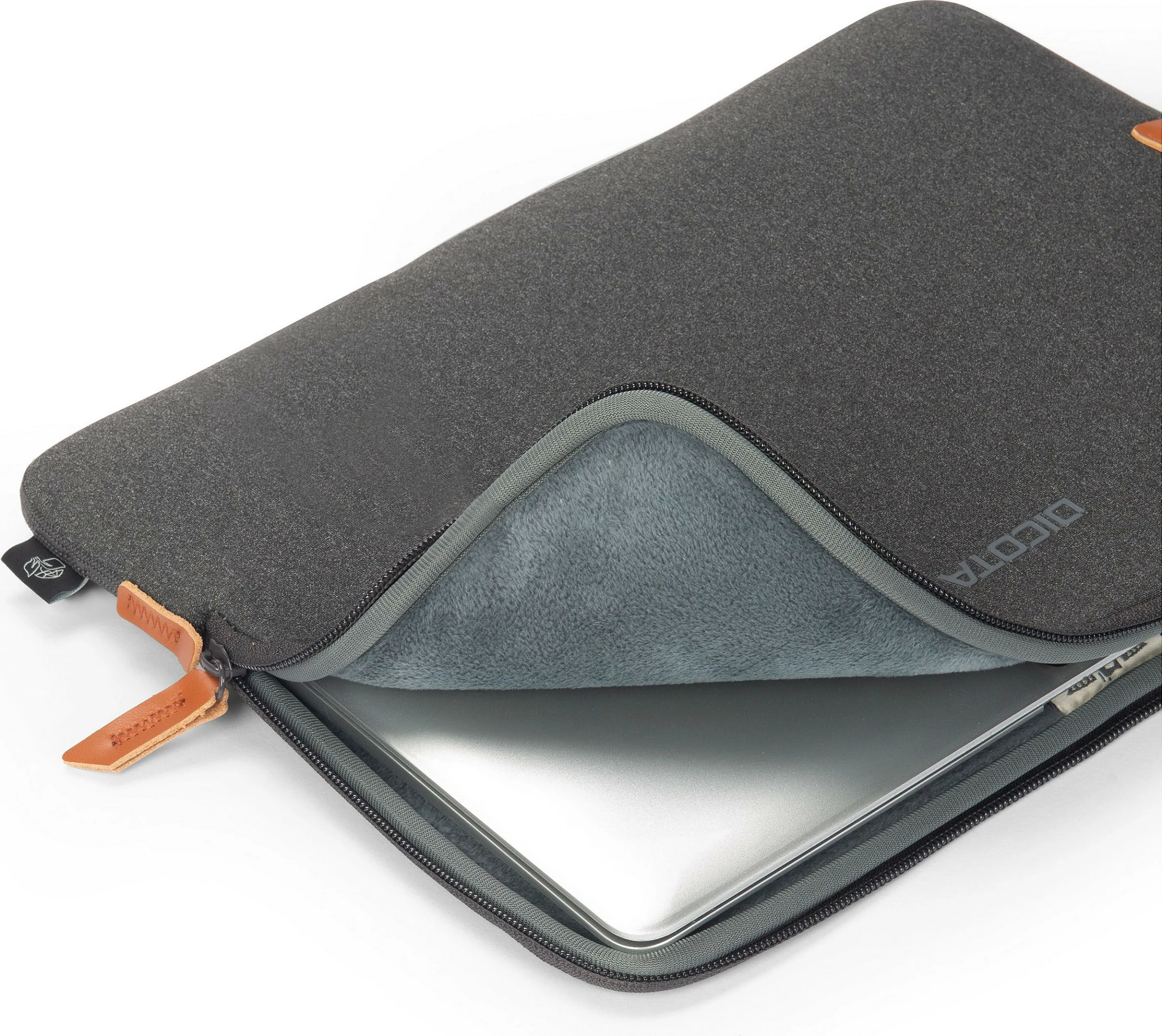 Mbështjellës DICOTA D32026-RPET, 15", anthracite