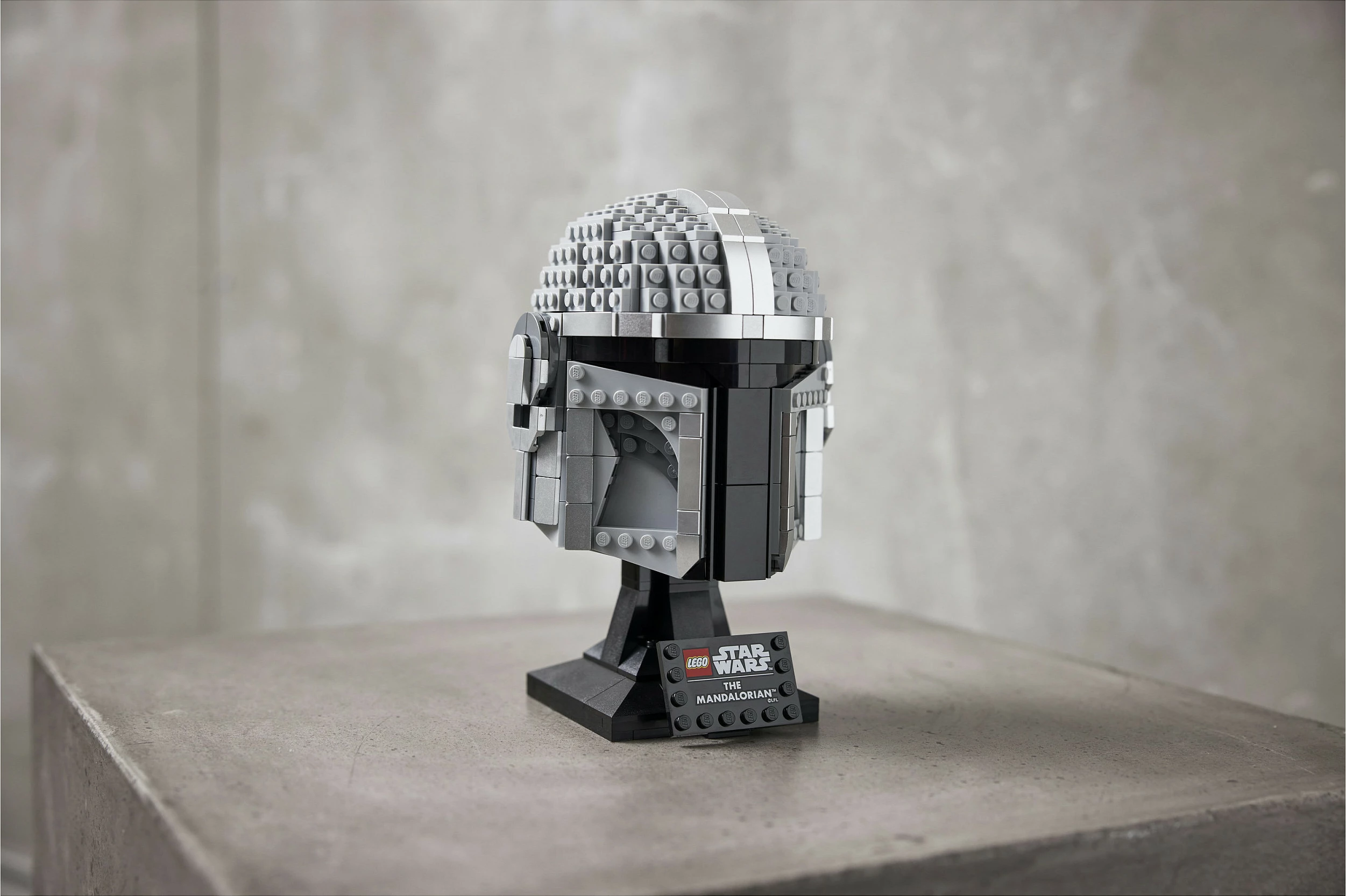 Set ndërtimi LEGO Star Wars The Mandalorian Helmet, 584 pjesë, shumëngjyrësh