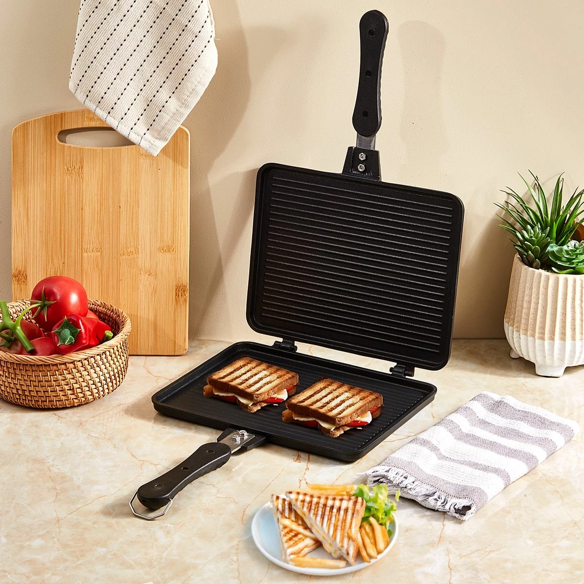 Pjekës dore për sandviç, ngjyrë e zezë, Hermia Concept, 55OTC011182