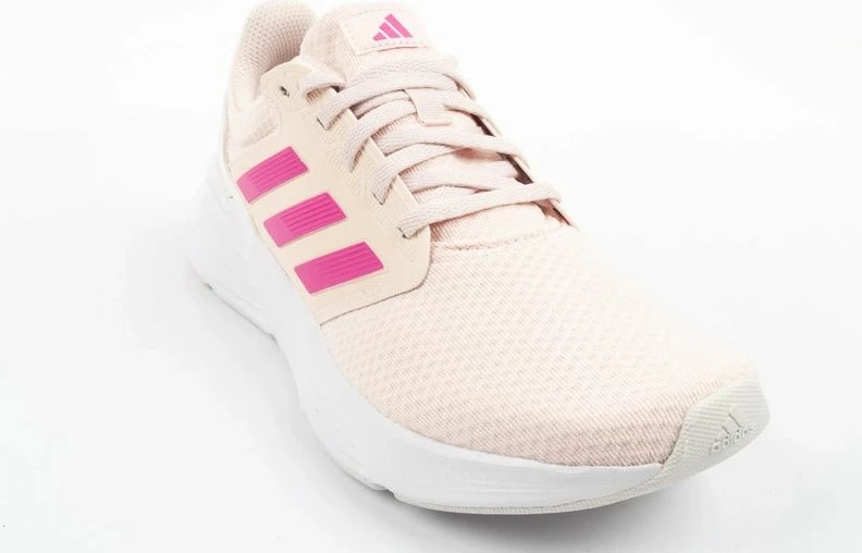 Atlete për femra adidas Galaxy 6, të zeza [Madhësia: 40]
