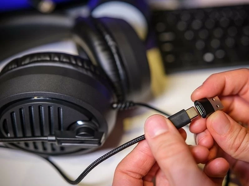 Kufje Tracer GameZone GZ VPRO, me mikrofon, USB-C/USB-A, të zeza