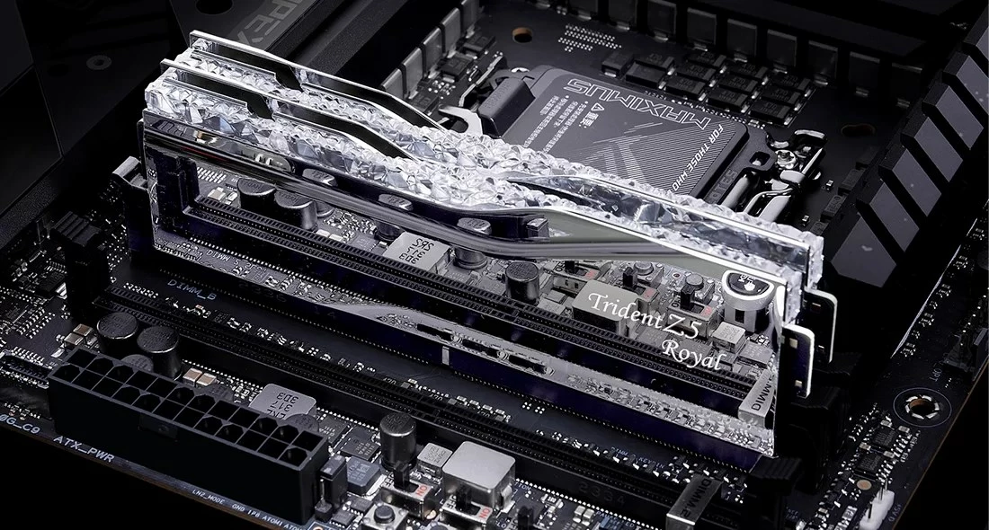 RAM Memorje G.SKILL Trident Z5 Royal 64 GB 2 x 32 GB DDR5 6400 MHz