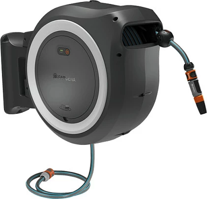 Kasetë muri për zorrë GARDENA 18647-55, 40m, me bateri, e zezë