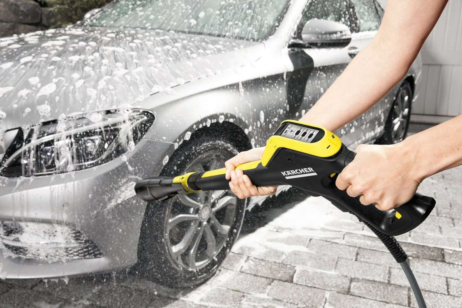 Pastrues me presion Karcher K 7 Smart Control Flex 1.317-340.0, 3 kW, 180 bar, 600 l/h, zorrë 10 m, Bluetooth, verdhë/zi