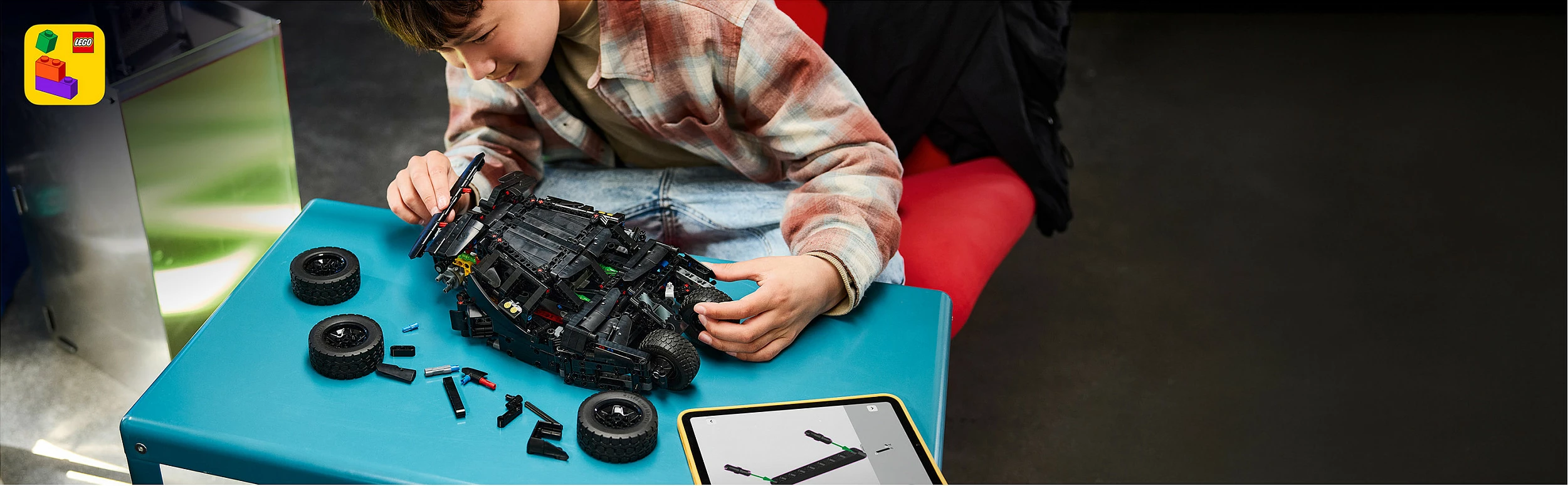 Set ndërtimi LEGO Technic 42239 Batmobile Tumbler, 719 pjesë, Control+, multicolor