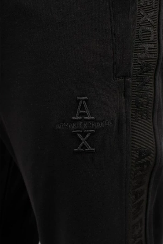 Pantallona për meshkuj Armani Exchange, të zeza