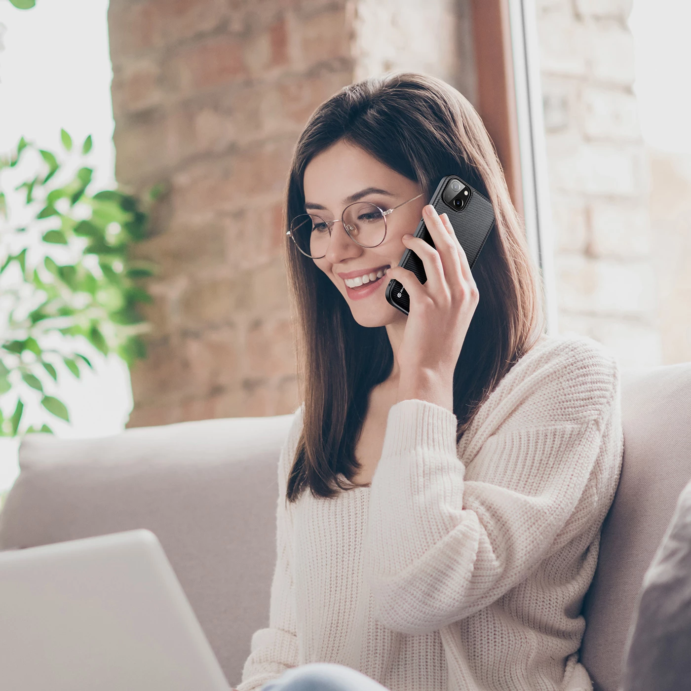 Mbështjellës Dux Ducis Fino për iPhone 14 Plus, najlon, i zi