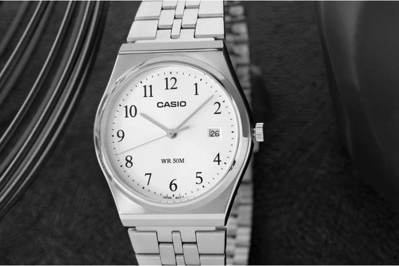 Orë dore për meshkuj Casio, argjend