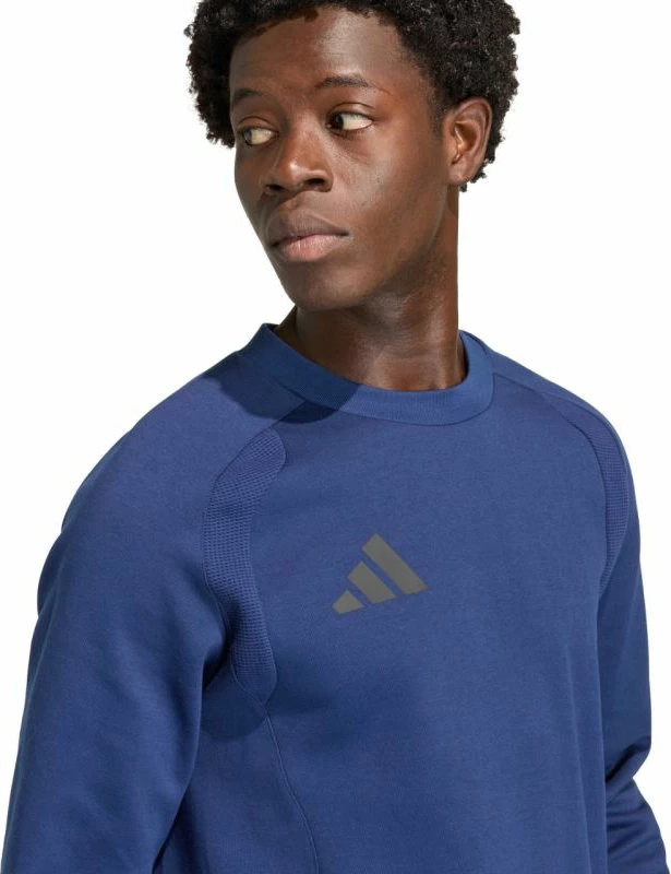 Duks për meshkuj adidas Tiro 26 Travel Crew KD1145, i kaltër