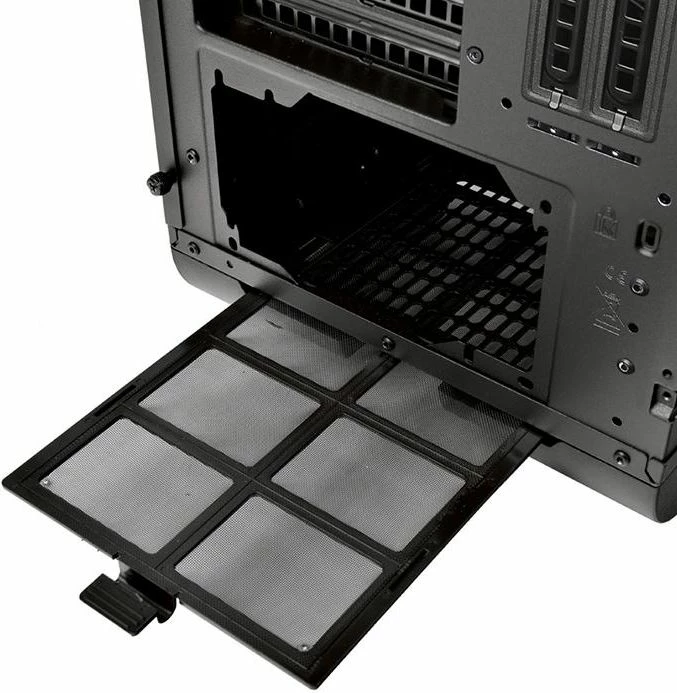 Kasë Thermaltake Core V71 TG Edition CA-1B6-00F1WN-04 Full Tower, Tempered Glass, E-ATX/ATX, e zezë