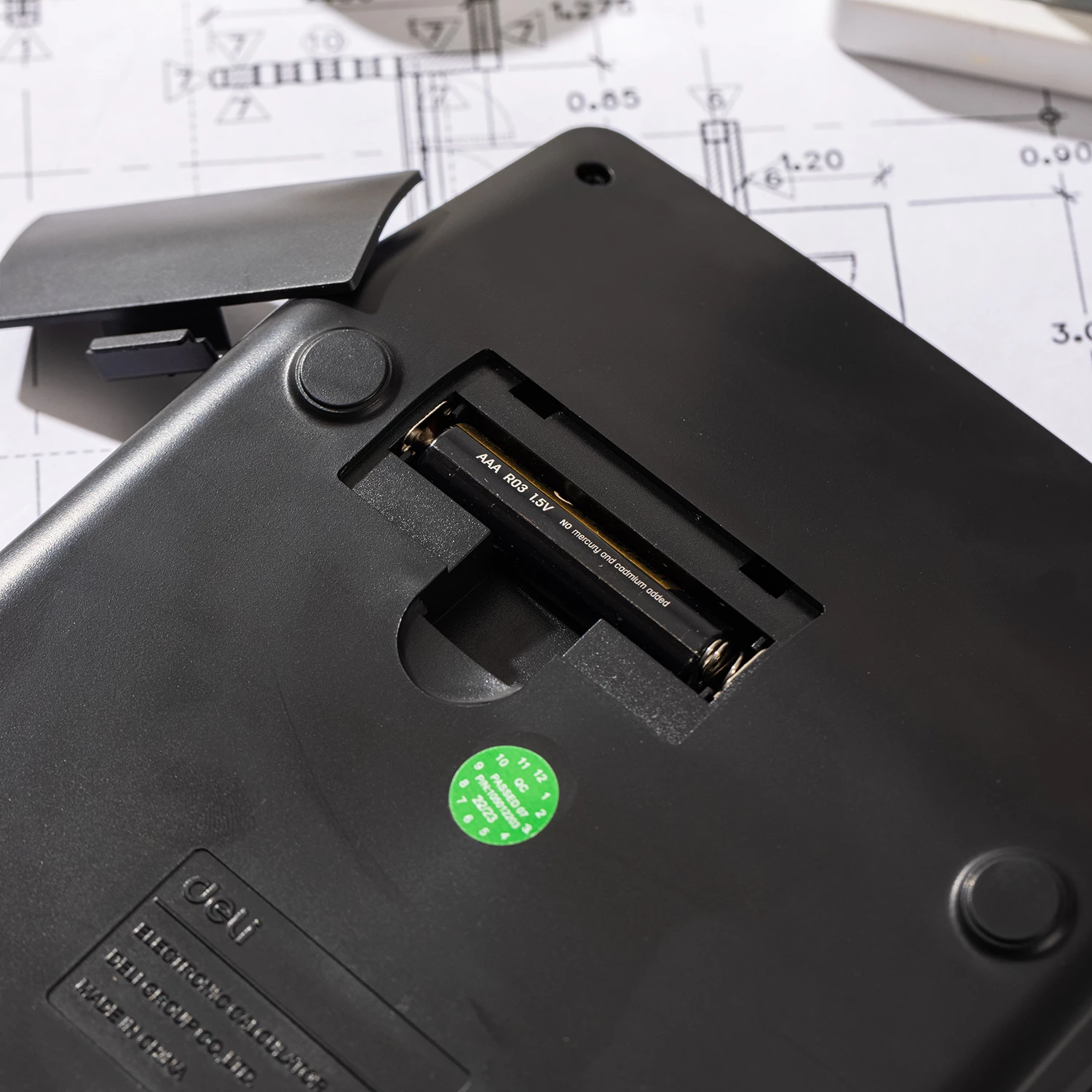 DELI KALKULATOR M889