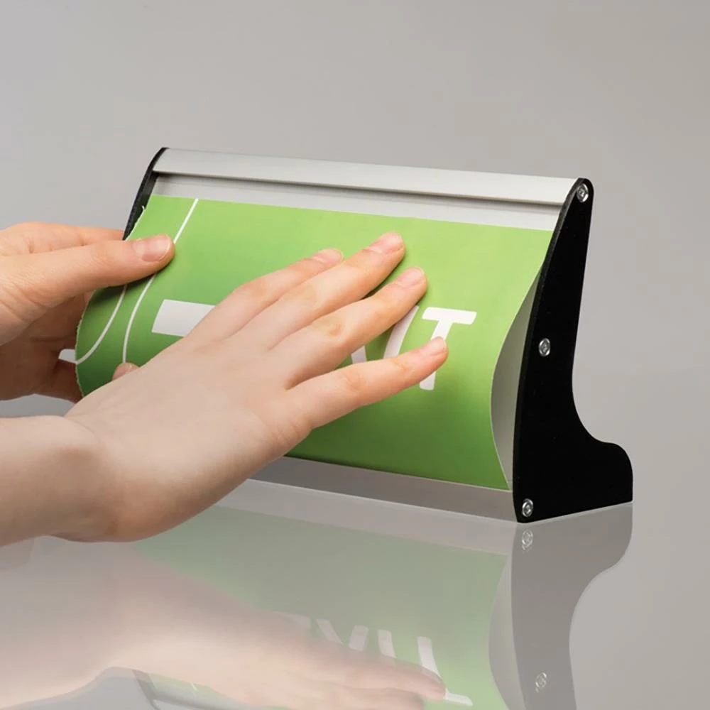 Tabelë M&T 8.2x20.5cm, për recepsion