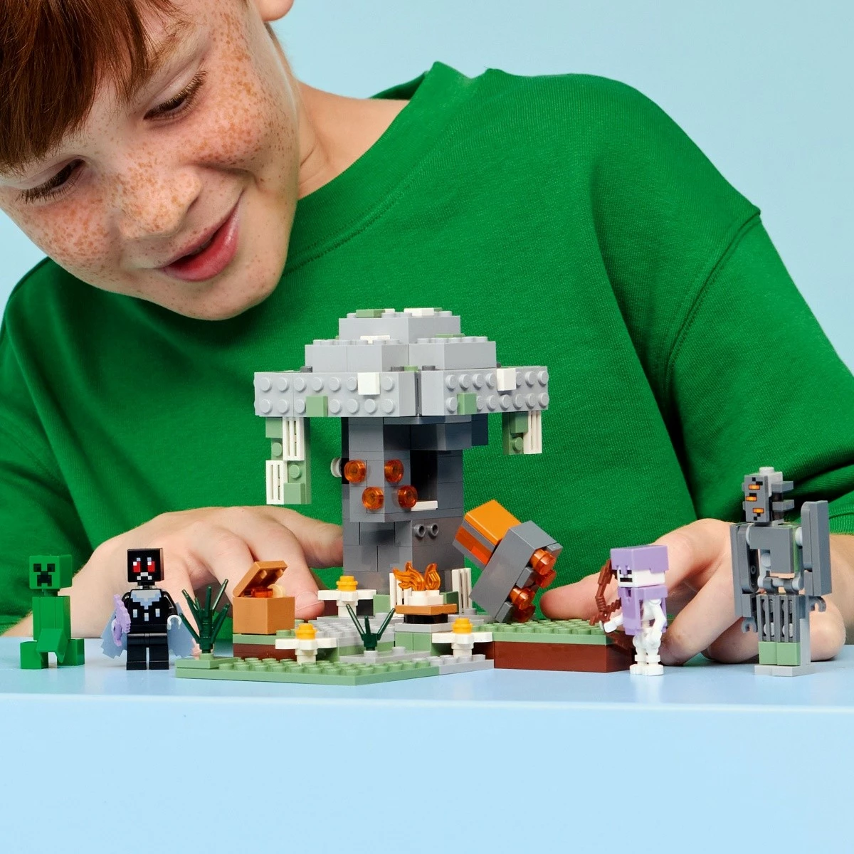 Set ndërtimi, LEGO Minecraft, 21586 The Pale Garden, 243 pjesë, 7+