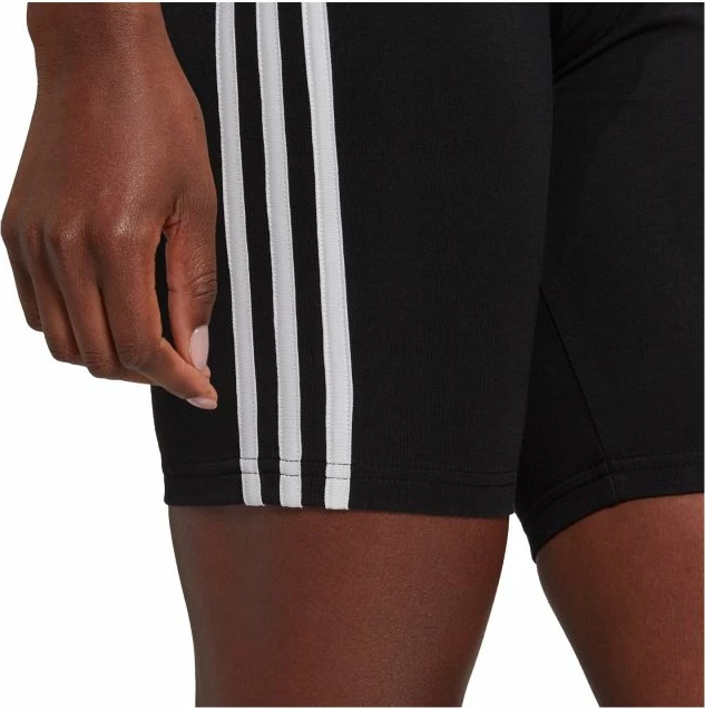 Shorce për femra adidas, të zeza
