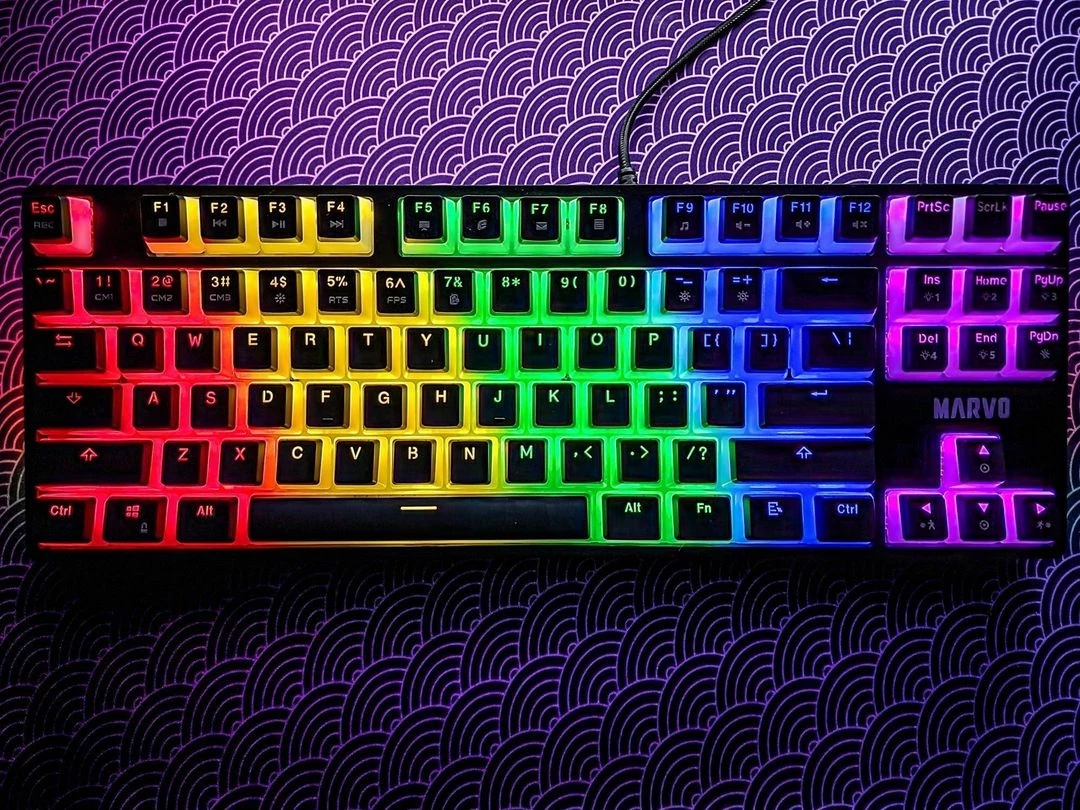Tastierë mekanike gaming Marvo KG946, switcha të kuq, RGB, me kabllo, TKL, e zezë