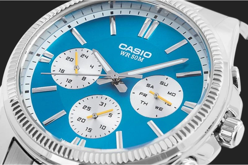 Orë dore për meshkuj CASIO, argjendtë me të kaltër