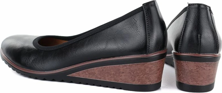 Këpucë me platformë për femra Vinceza 58628, të zeza