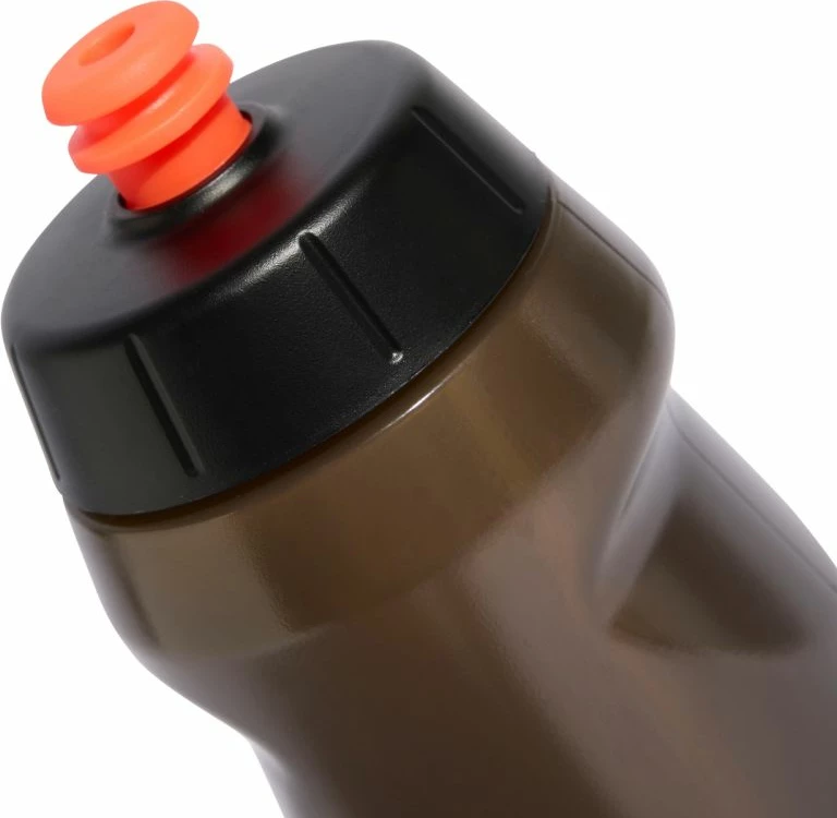 Shishe uji adidas, kafe