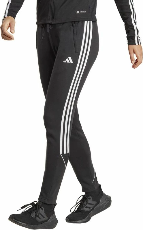 Trenerka të poshtme për femra Adidas, të zeza