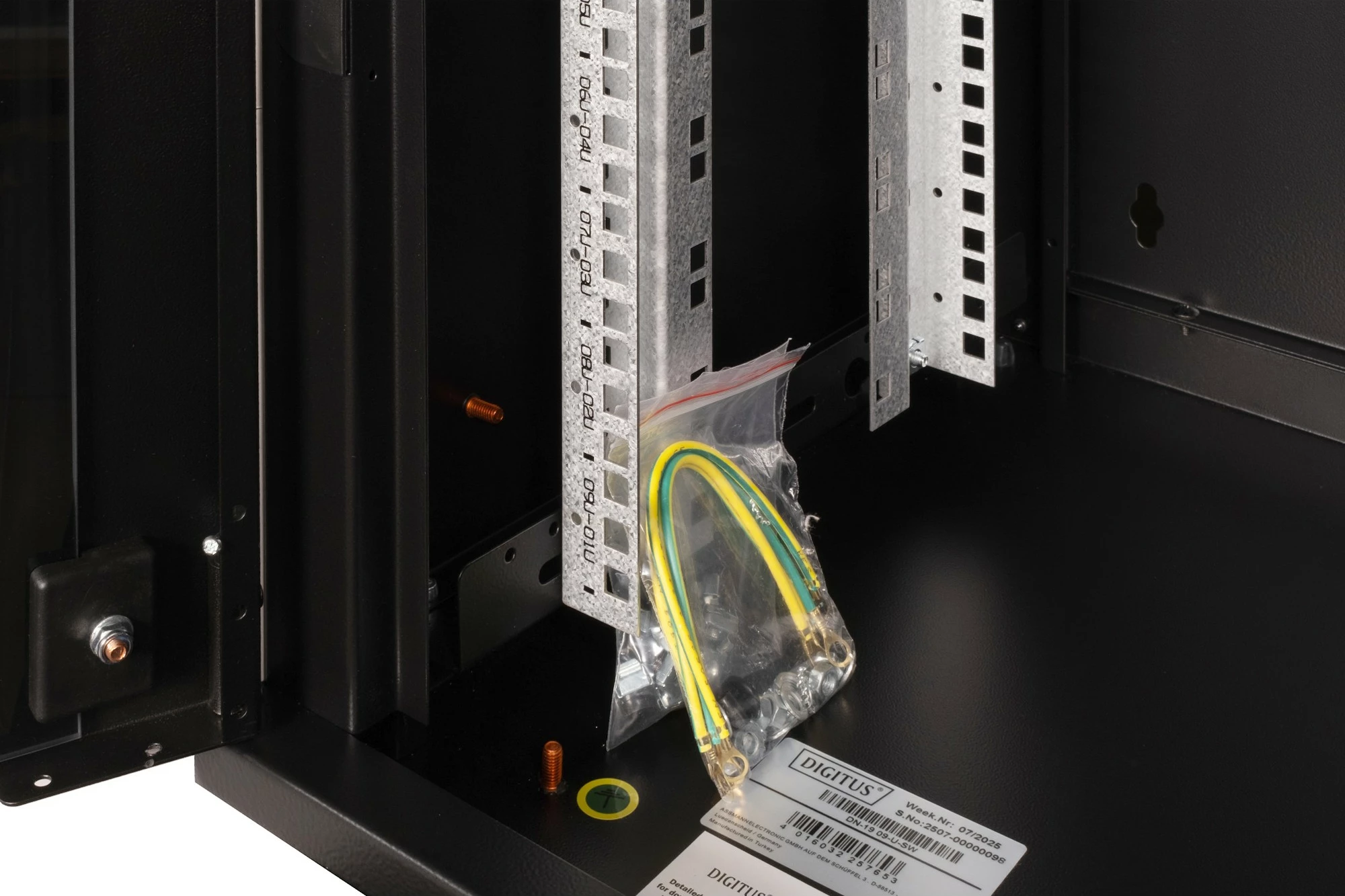 Kasë rrjeti Digitus Unique 9HE, 19", 9U, 509x600x450mm, e zezë