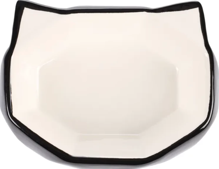 Tasi për ushqim dhe uj për mace 