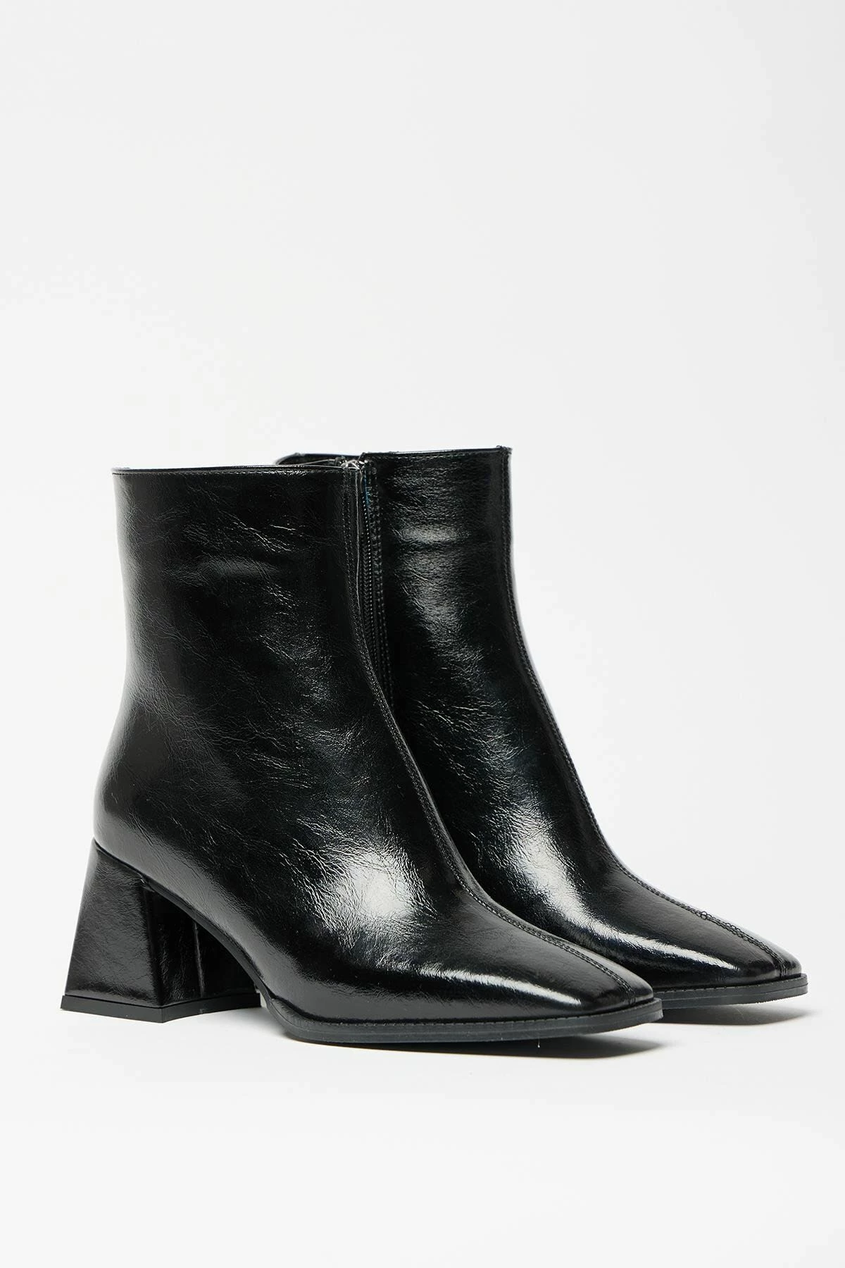 Çizme për gra, ngjyrë e zezë, Jumeon, MK1345025KR20-004