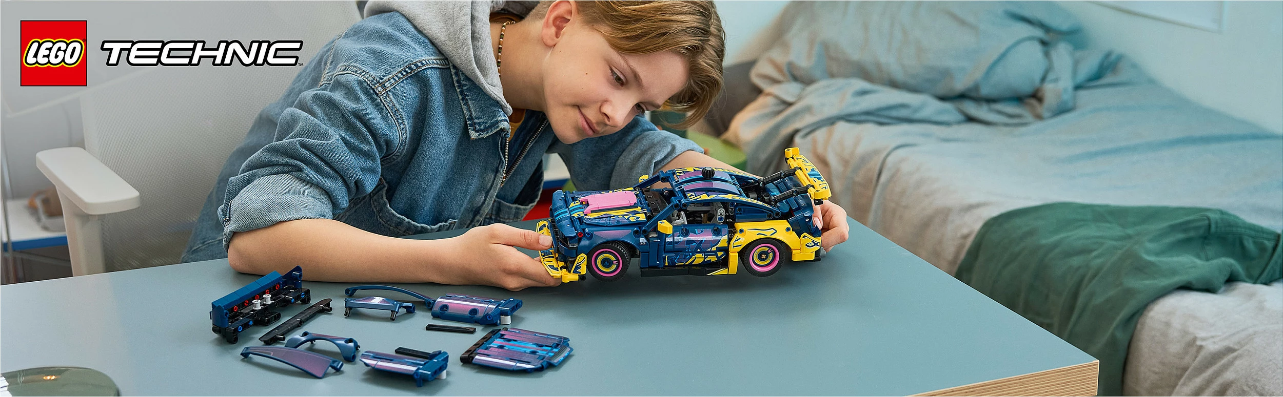 Set ndërtimi LEGO Technic 42236 Custom Garage Ford Mustang GT, 973 pjesë, 10+, shumëngjyrësh