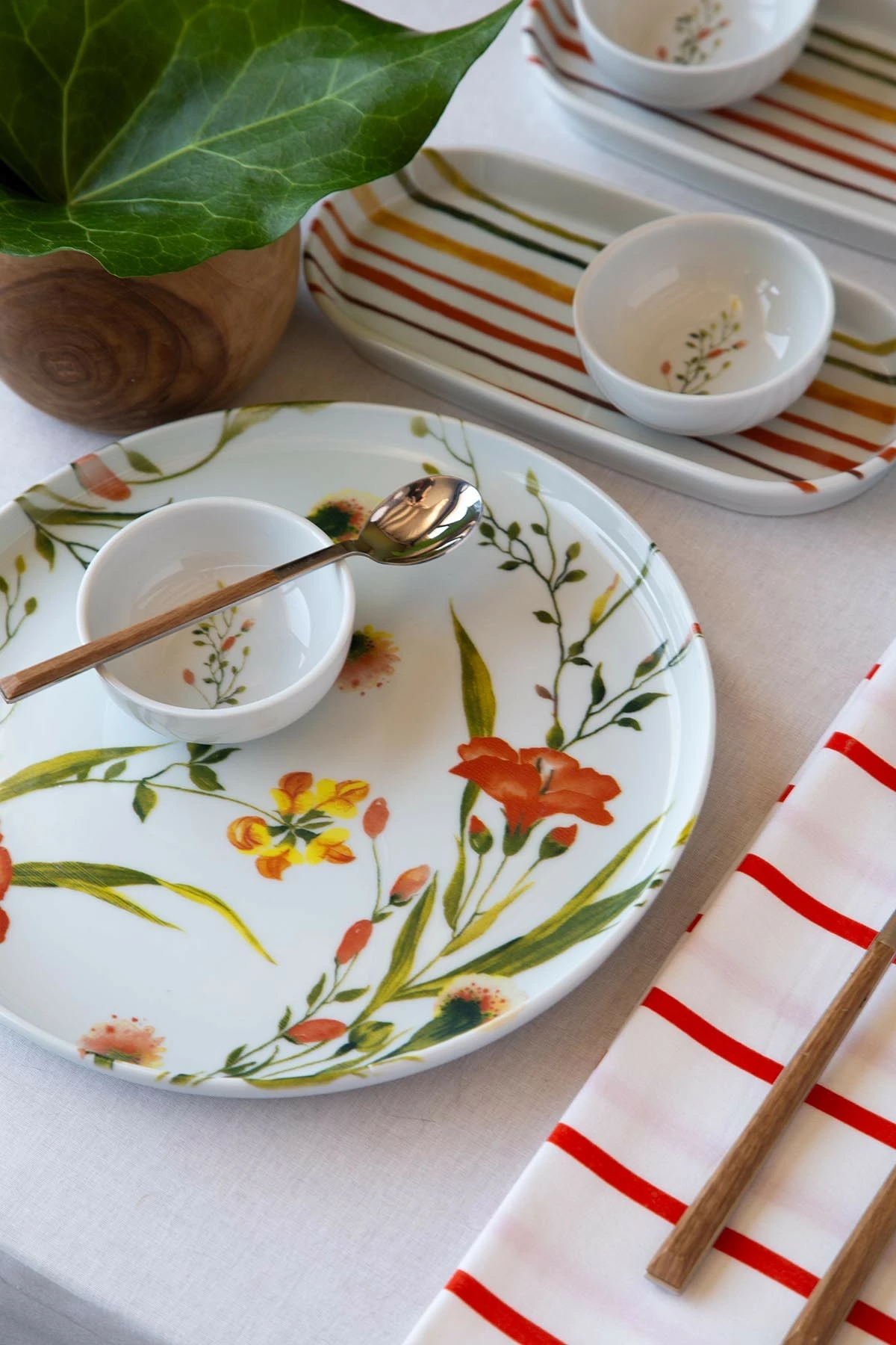 Set mëngjesi 14 pjesësh Hermia, NNMOD14KH880739