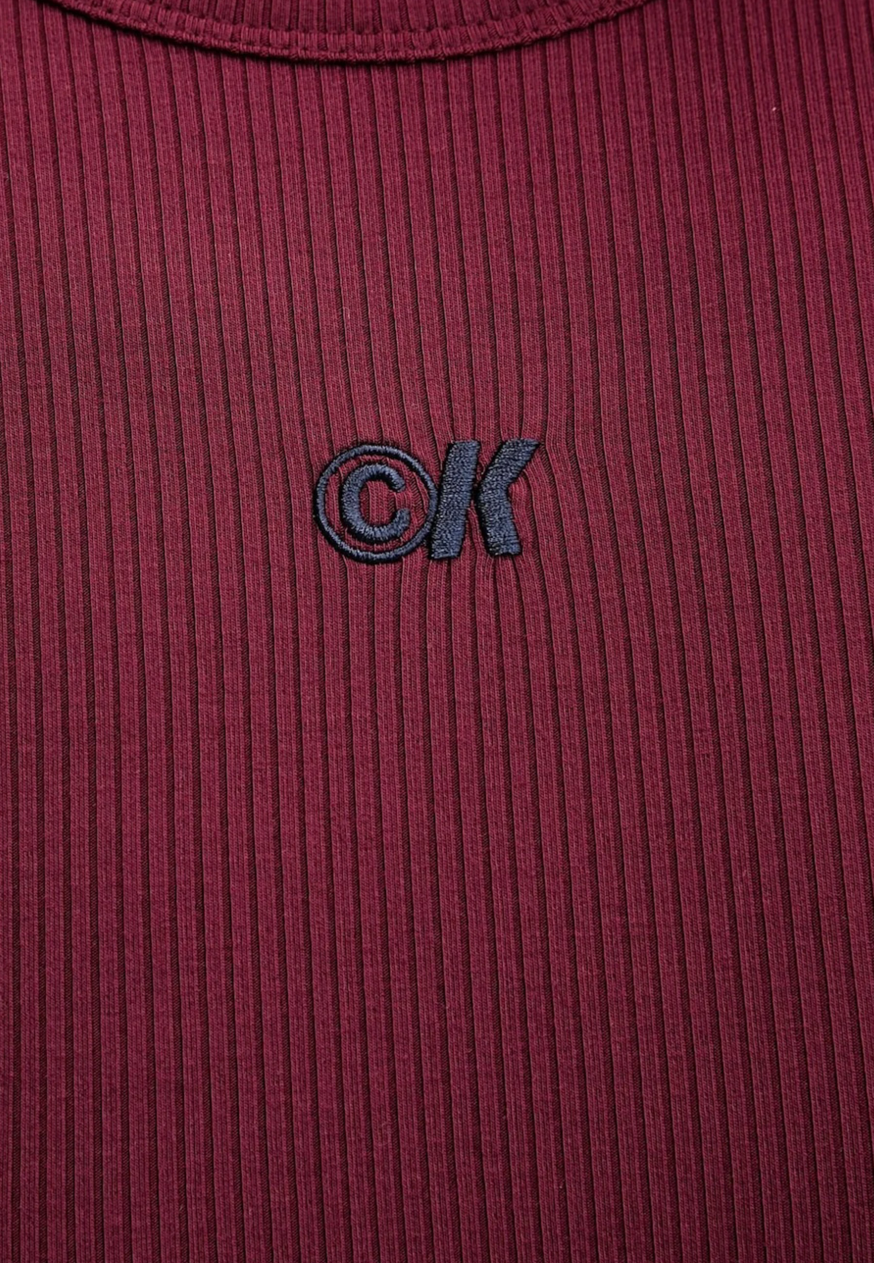 Fustan për femra Calvin Klein Jeans MODAL RIB SS DRE LV044C902G, bordo [Madhësia: S]