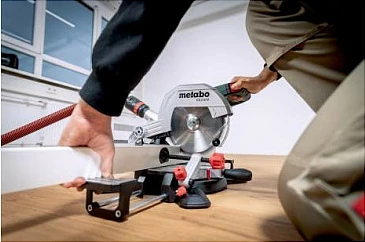 Sharrë këndore Metabo 610216900, 1100 W, disk 216 mm, me lazer