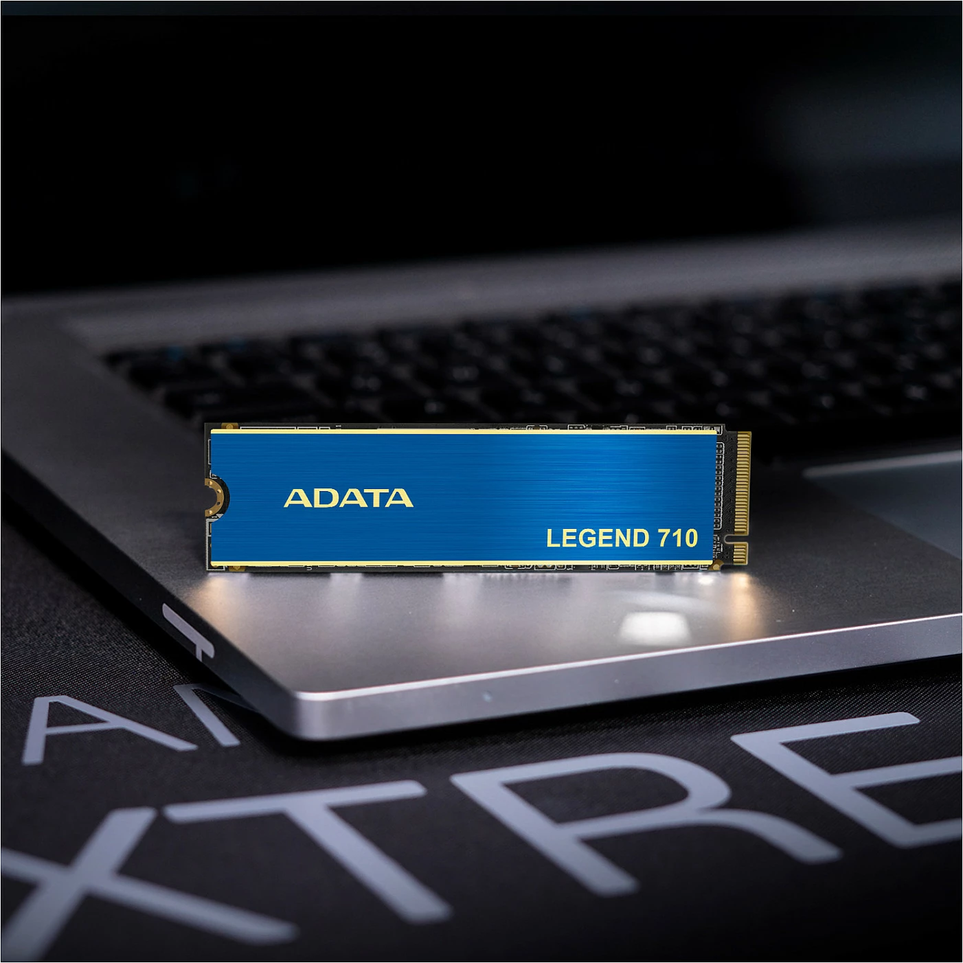 SSD ADATA LEGEND 710 256GB, M.2 2280, NVMe PCIe 3.0 x4, blu/ari